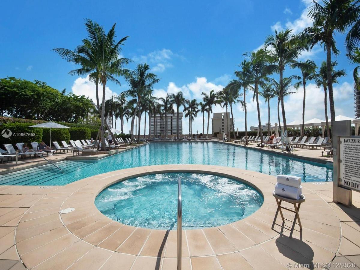 Four Seasons Hotel Miami - Luxury Private Residences מראה חיצוני תמונה