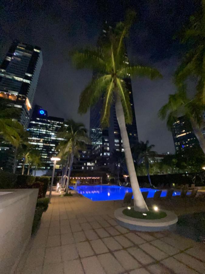 Four Seasons Hotel Miami - Luxury Private Residences מראה חיצוני תמונה