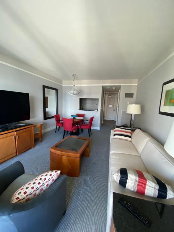 Four Seasons Hotel Miami - Luxury Private Residences מראה חיצוני תמונה