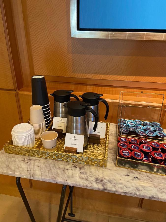 Four Seasons Hotel Miami - Luxury Private Residences מראה חיצוני תמונה