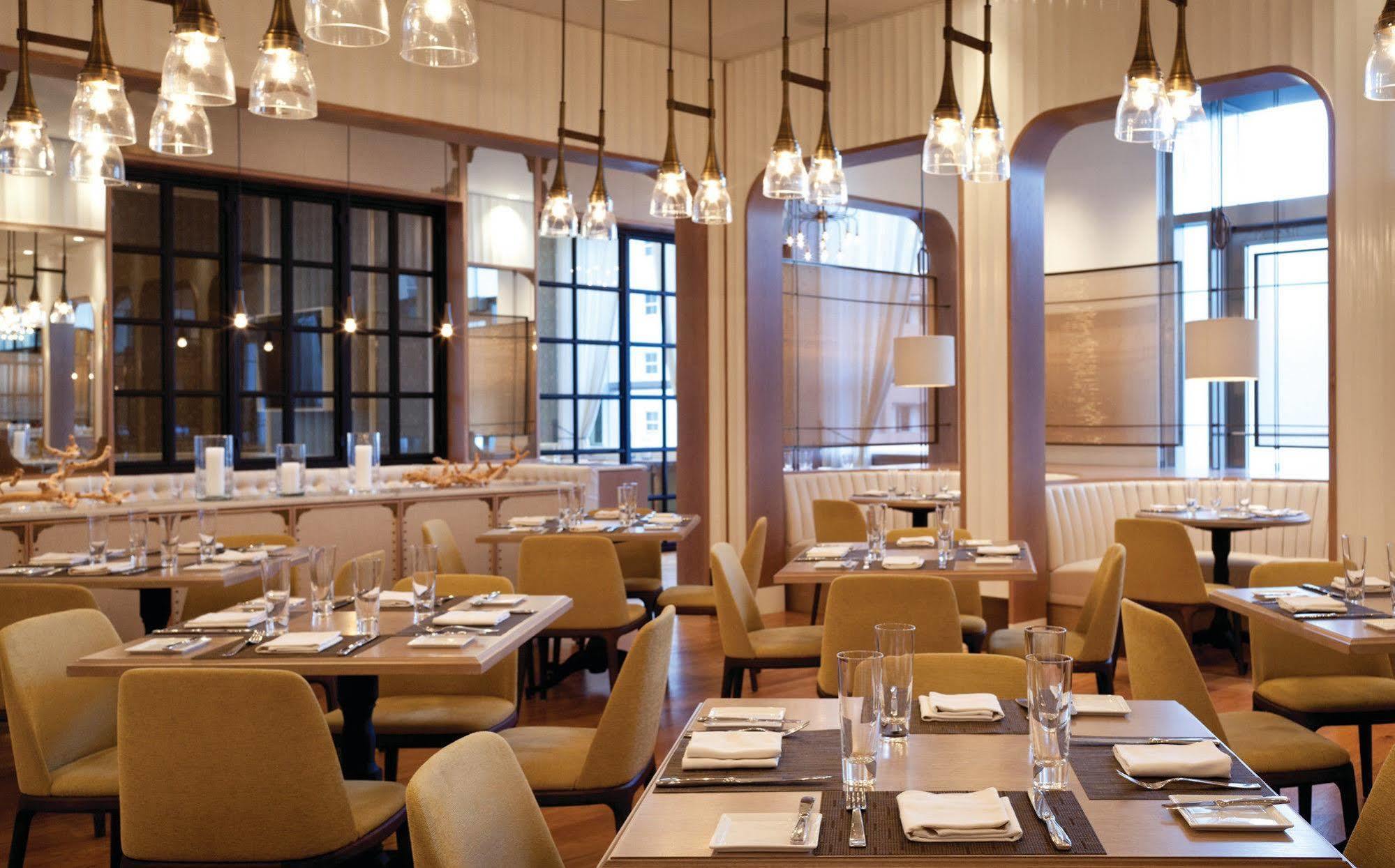 Four Seasons Hotel Miami - Luxury Private Residences מראה חיצוני תמונה